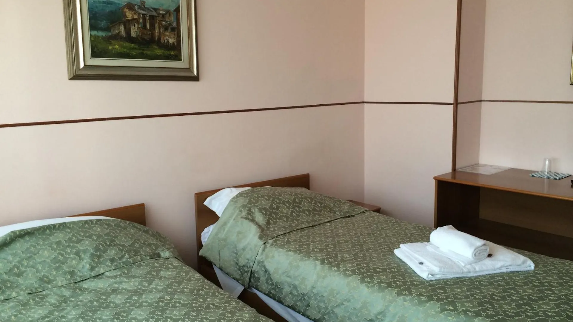Hotel Riviera Sanremo 2*,  Italy